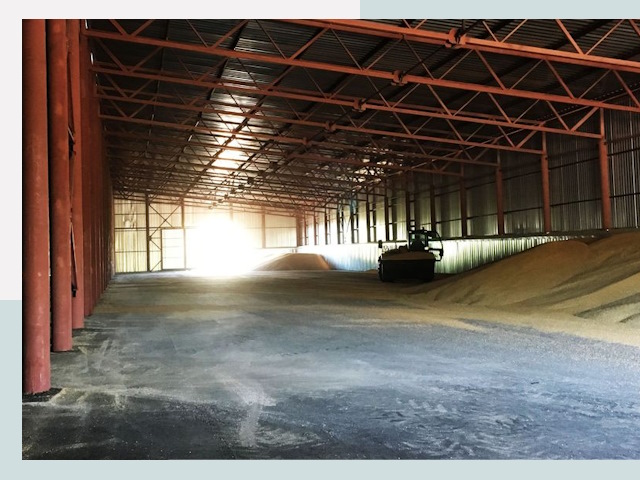 Строительство зернохранилищ в Карпинске