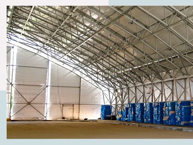 Строительство крытых катков в Карпинске