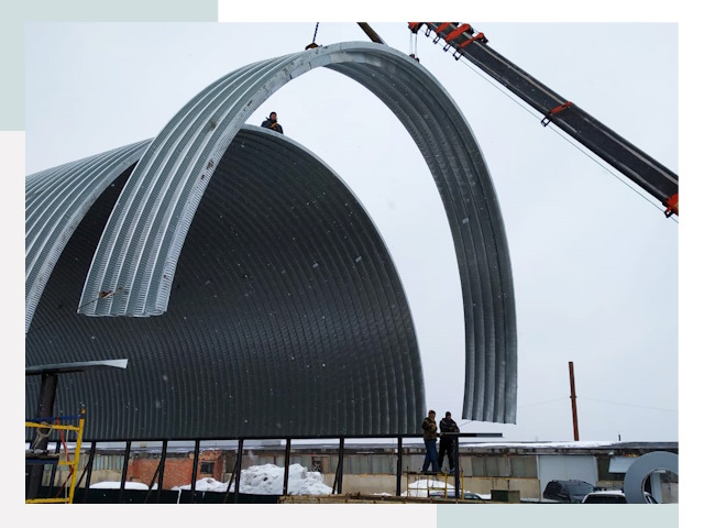 Полукруглые ангары в Карпинске