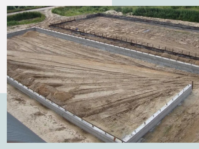 Фундамент для ангаров в Карпинск от 616 руб.