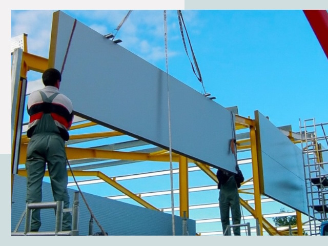 Монтаж сэндвич-панелей в Карпинске от 616 руб.